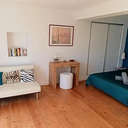 Villa Confortable En Bord De Avec Piscine *